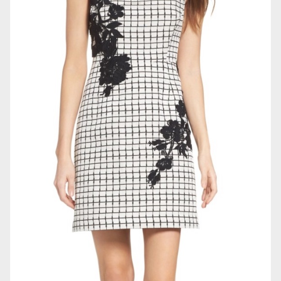 Betsey Johnson - Picture 4 of 5